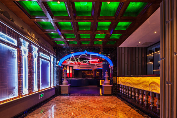 俱樂部設(shè)計與酒吧設(shè)計區(qū)別